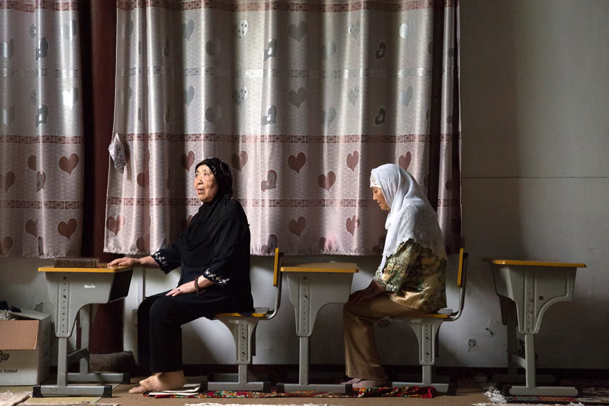 Sacred Shanghai, Liz Hingley