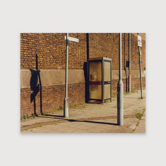 Laura McCluskey, Close to Home, Phone Box